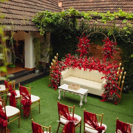 Kayyalas Courtyard Thrissur Екстер'єр фото