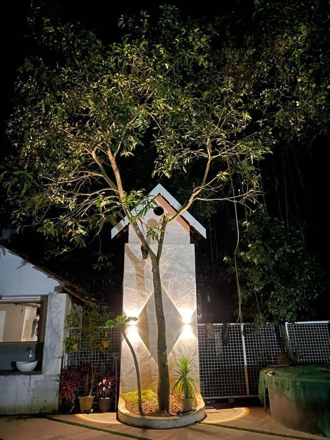 Kayyalas Courtyard Thrissur Екстер'єр фото