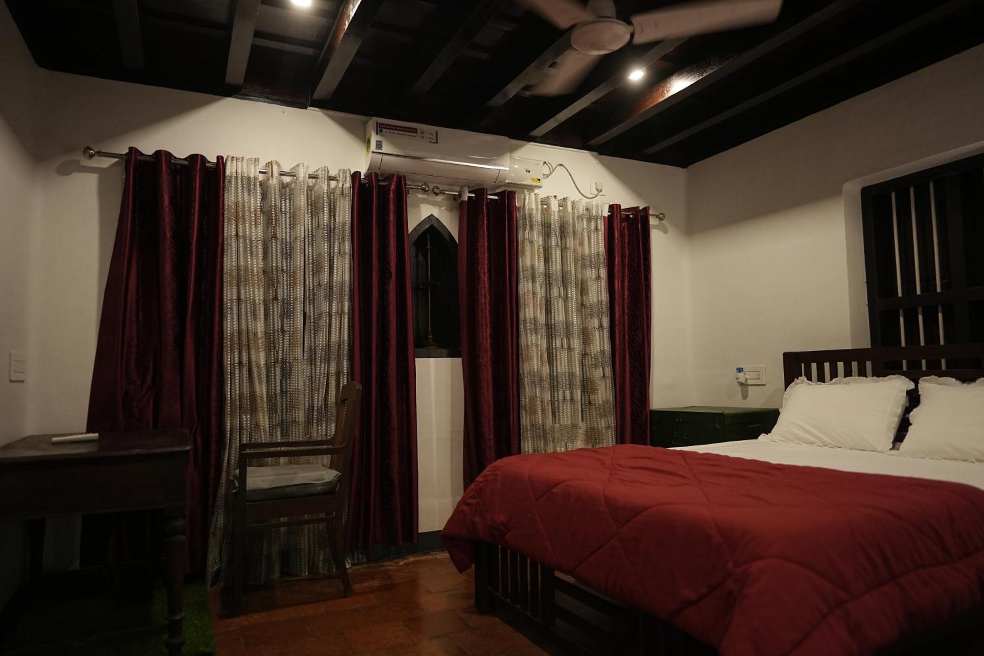 Kayyalas Courtyard Thrissur Екстер'єр фото